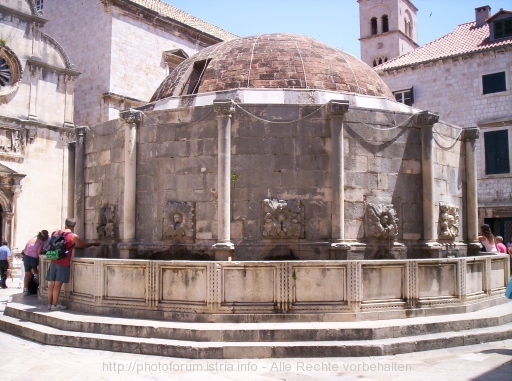 Onofrio Brunnen