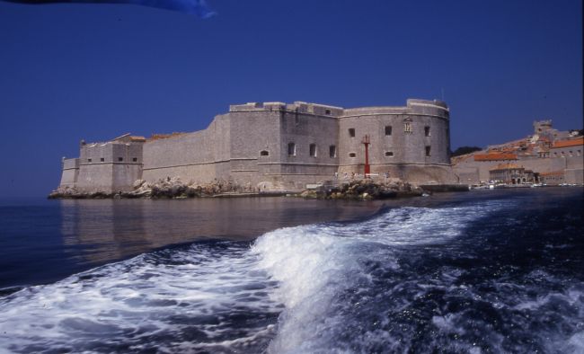 Dubrovnik > Altstadt > Fort Sv. Ivan - Schifffahrtsmuseum