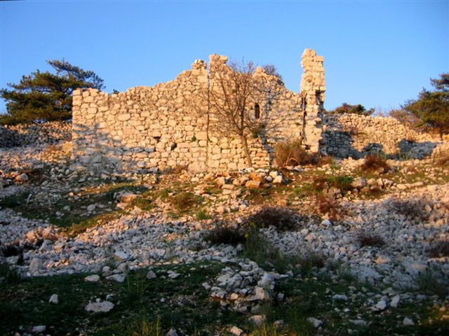 Kvarner: BASKA auf Krk > Ruinen von Altbaska