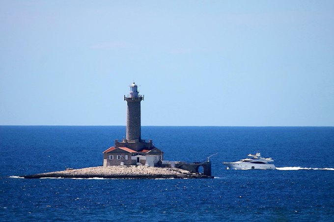 Istrien: KAP KAMENJAK > Leuchtturm