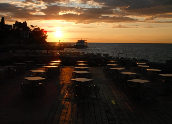 Istrien: ROVINJ > Rote Insel Schiffsanlegestelle