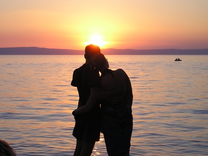 Kvarner: SUPETARSKA DRAGA auf Rab > Unsere Kinder im Sonnenuntergang