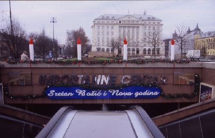 ZAGREB > Donji Grad > Hauptbahnhof - unterirdisches Einkaufszentrum