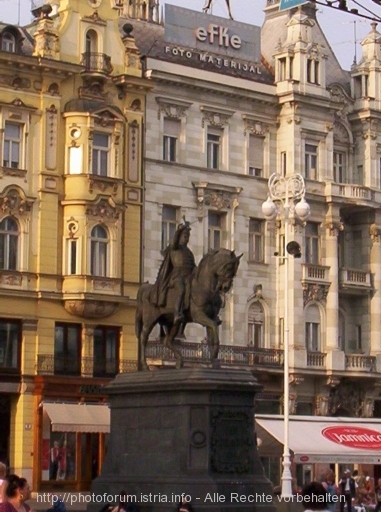 ZAGREB > Donji Grad > Platz Ban Jelacic > Denkmal des Königs