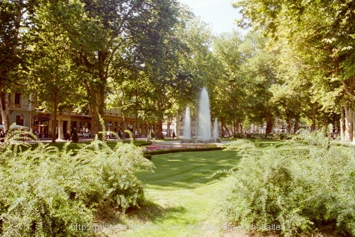 ZAGREB > Donji Grad > Park Zrinskog > Wasserspiele