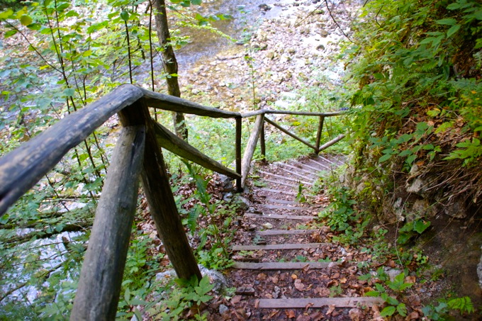 KUPA QUELLE > Wanderung entlang der Kupa 7