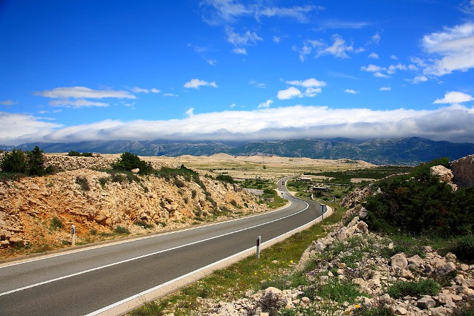 Kvarner: INSEL PAG > Straße nach Zigljen