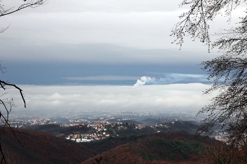 Landesinnere: ZAGREB > Unter Wolken