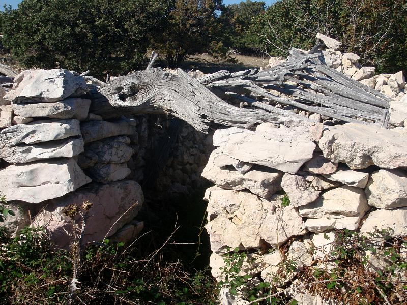 Kvarner: Insel KRK > Hirten-Schlafstelle am Valnišće