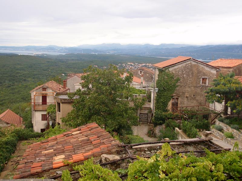 Kvarner: Insel KRK > Blick vom Ort Dobrinj