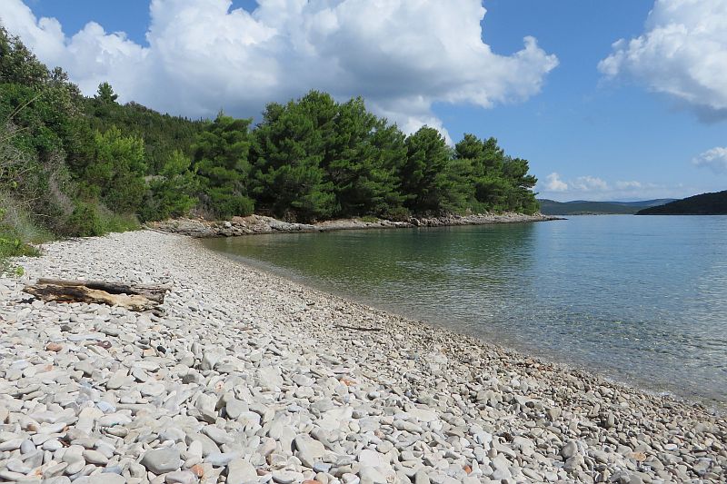 Dalmatien: DUGI OTOK > Uvala Luka