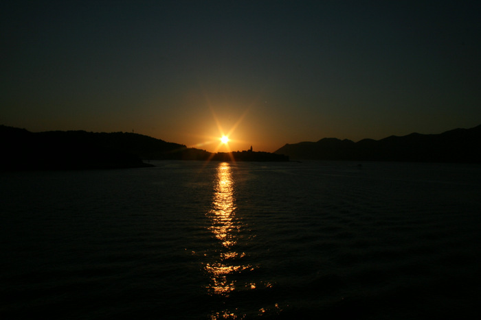 Abendstimmung_Korcula_Stadt_und_Peljesac.jpg