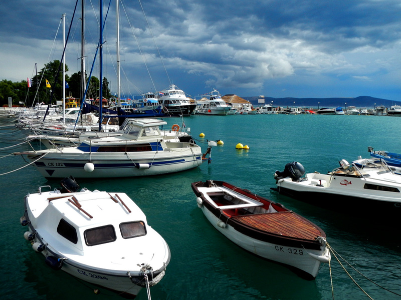 Kvarner: CRIKVENICA > Boote im Hafen