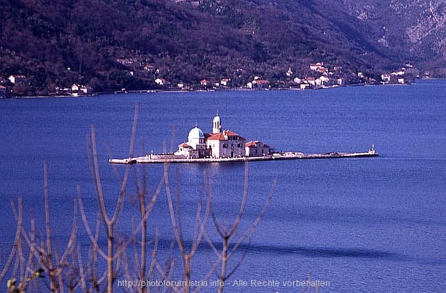 BUCHT KOTOR > Insel Gospa od Skrpjela