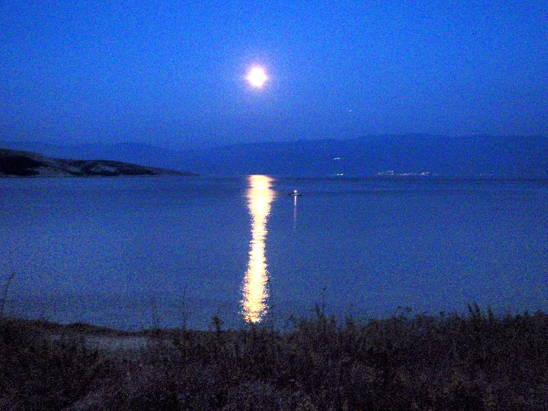 Kvarner: Insel KRK > blaue Vollmondnacht