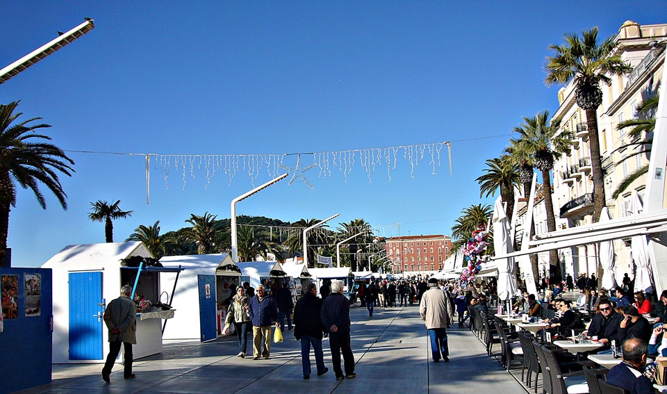 Weihnachtsmarkt in Split