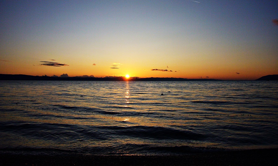 Mitzteldalmatien>Sonnenuntergang an der Adria bei Tucepi