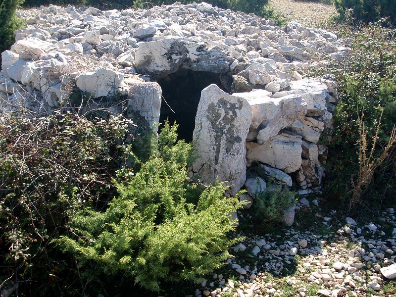 Kvarner: Otok KRK > Trinkwasserstelle am Berg