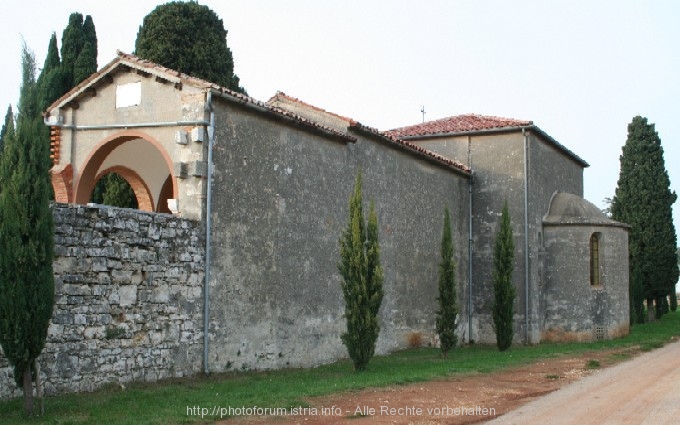 POREC > Friedhof > Friedhofskapelle