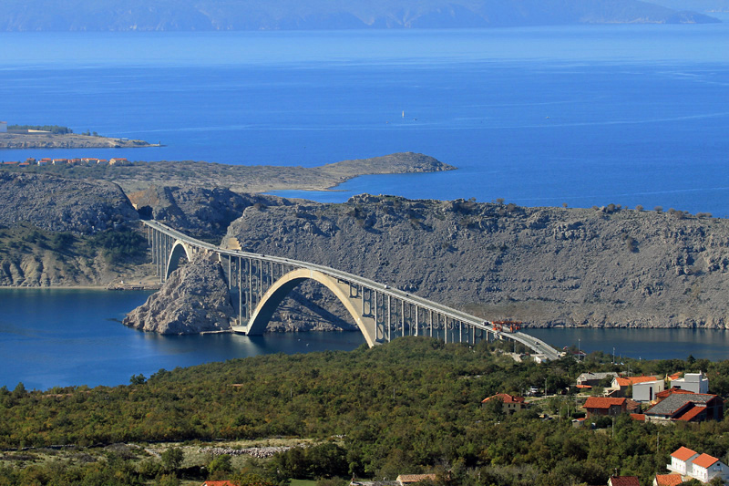 Kvarner: SMRIKA > Blick auf die KRK-Brücke