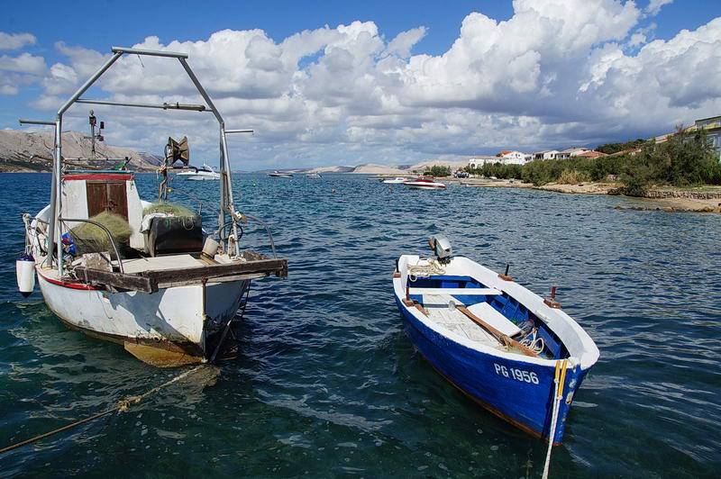 Dalmatien: PAG > Fischerboot un der Pager Bucht