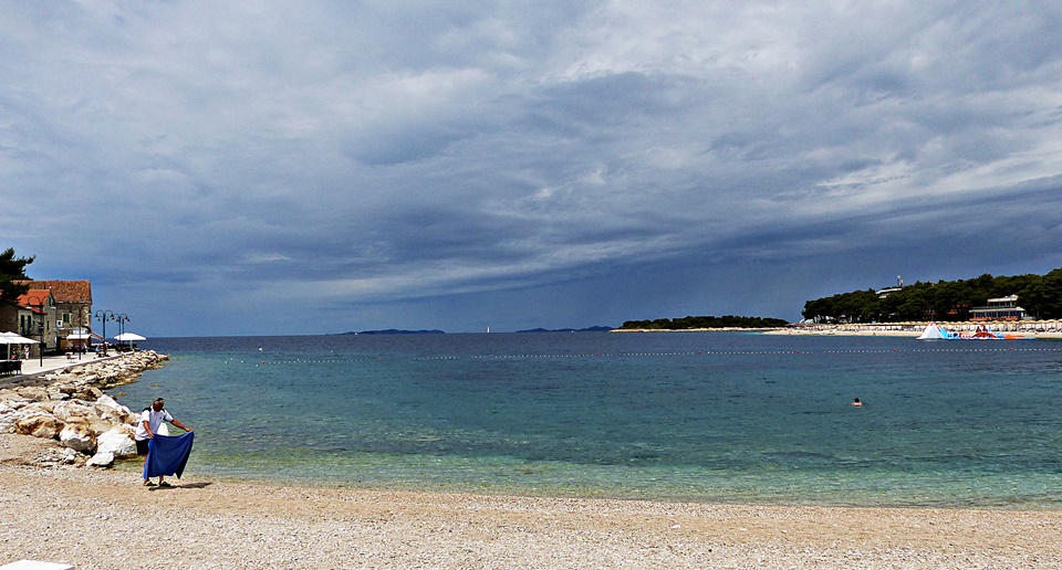 Dalmatien>Strand in Primosten