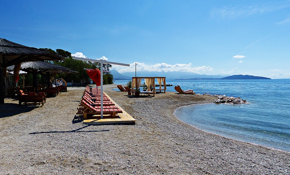 Dalmatien>Beachbar bei Kastel Stafilic