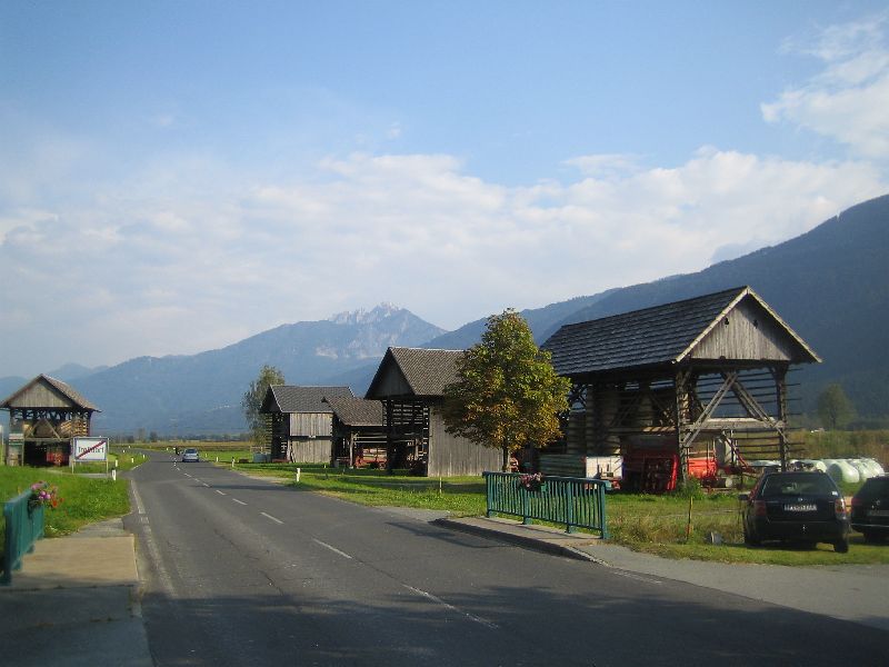 Motorradfahrt nach Liznjan über die Alpen