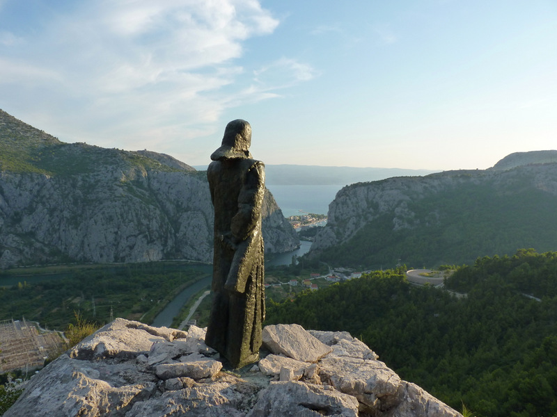 Aussichtspunkt an der Mila Gojsalica Statue