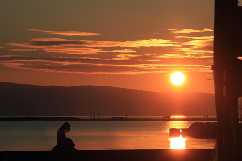 Dalmatien: OMIS > Sonnenuntergang