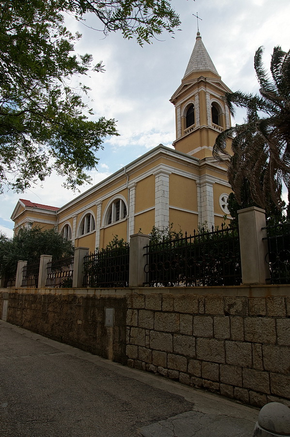 Kvarner:  NOVALJA > Pfarrkirche