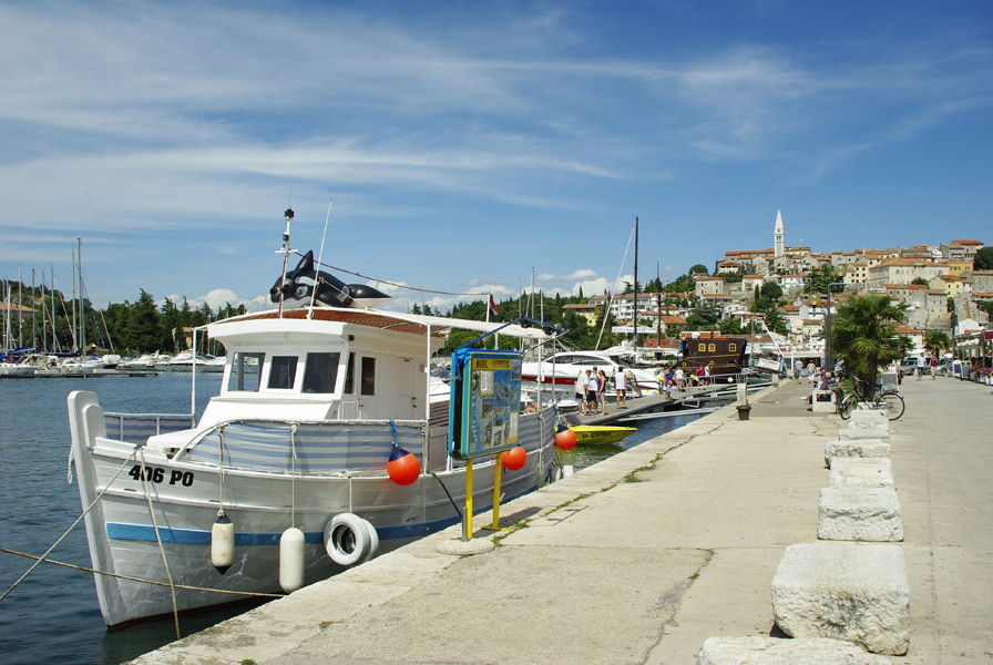 Istrien: VRSAR> Am Hafen