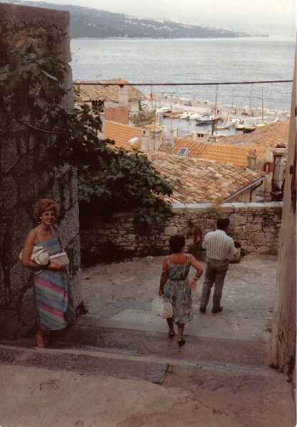 Kvarner: OPATIJA/Volosko > Gasse zum Hafen