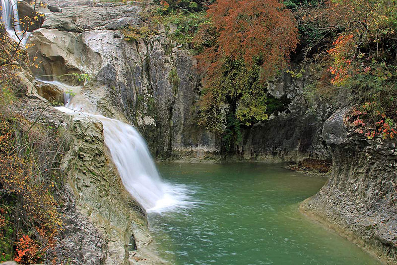 Istrien: KOTLI > Herbstwasserfall