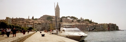 HEADER > Rovinj > Anlegestelle