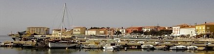 HEADER > Porec-Hafen