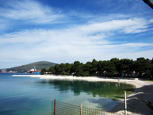 Dalmatien: CIOVO< Strand Rozac>