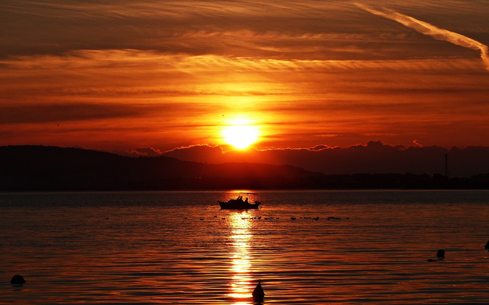 Dalmatien>Sonnenuntergang mit Wolken in Kastel Stafilic