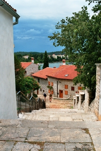 Abgang von der Basilika