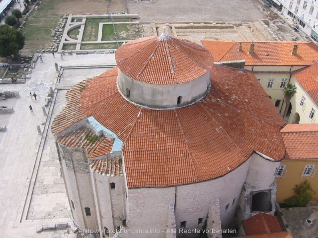 Zadar > Kirche Hl.Donat