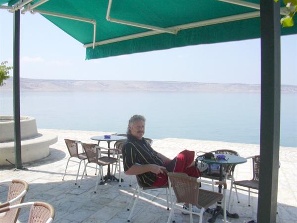 STARIGRAD-PAKLENICA > Campingplatz > Cafebar mit Toni