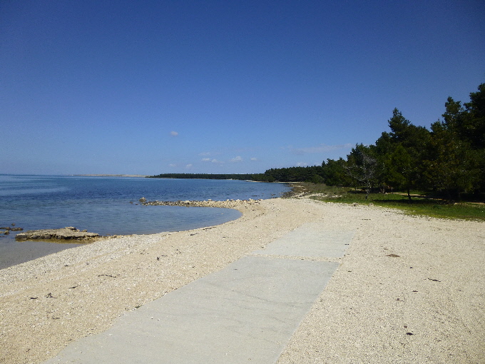 Blickrichtung Pinienstrand