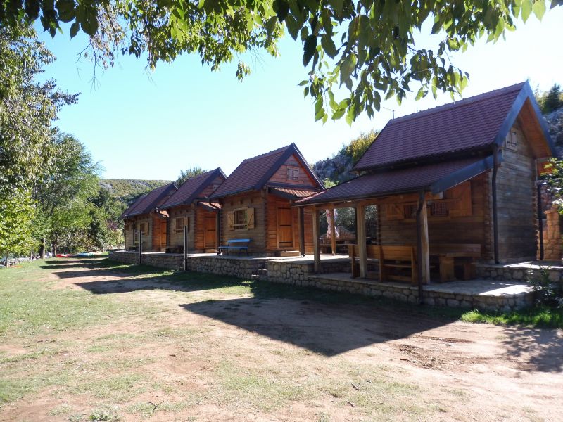 Zrmanja_Bungalows_15.jpg