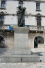 SPLIT-ALTSTADT > Gebrüder-Radic-Platz > Marulic-Denkmal