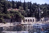 CAVTAT > Hafen > Torbögen an der Uferstraße