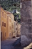 VELIKI STON > Gasse mit Blick zur Wehrmauer