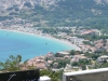 Baska > Blick von Crkva Sv. Ivana (Kirche des Heiligen Johannes) zum Strand