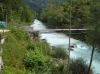 SOCA-TAL > Hängebrücke über den Fluss