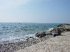 NOVIGRAD > Strand vor dem Kirchturmplatz