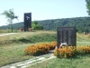Gedenksteine in Smoljanac nähe Plitvice